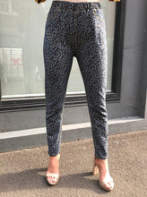 Load image into Gallery viewer, Leopard Denim Pants